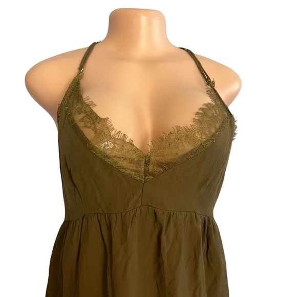 Lovestitch Elegant Olive Green Lace Maxi Dress - Picture 3 of 11